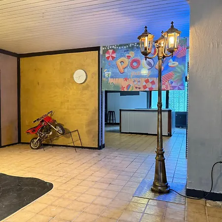 Panzió Premium Academy - Luxus-ferienwohnungen Mit Erlebnis 4*
